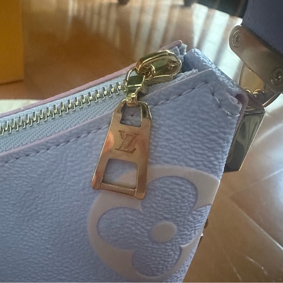 SOLD! louis vuitton limited edition marshmallow bag in sunrise pastel monogram - Picture 6 of 8